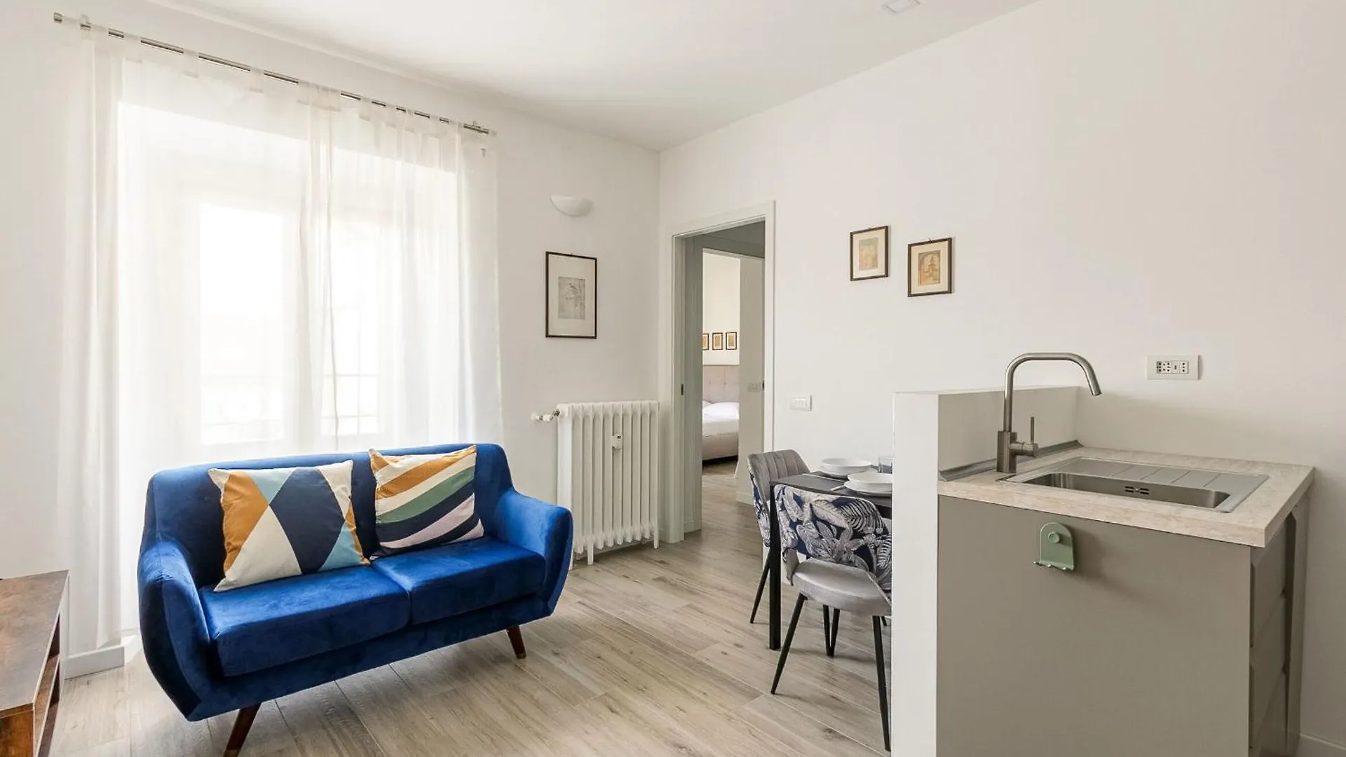 Tadino Ai Giardini Indro Montanelli By Halldis Milan Apartment