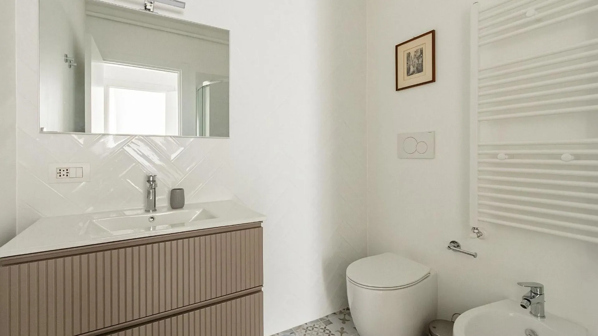 Apartment Tadino Ai Giardini Indro Montanelli By Halldis Milan